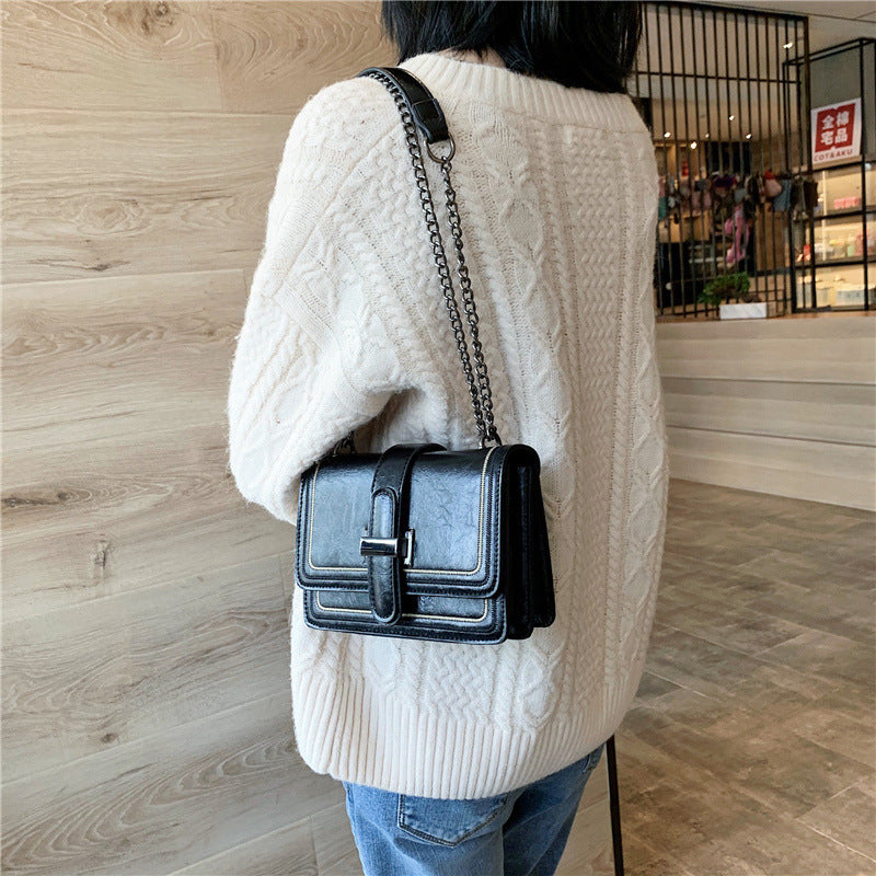 The Safa - Chain Flap Shoulder Bag
