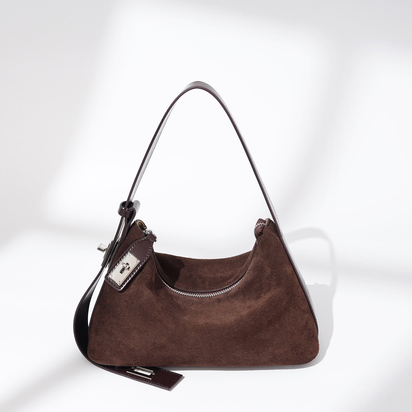 The Arwa - Retro Chic Shoulder Tote