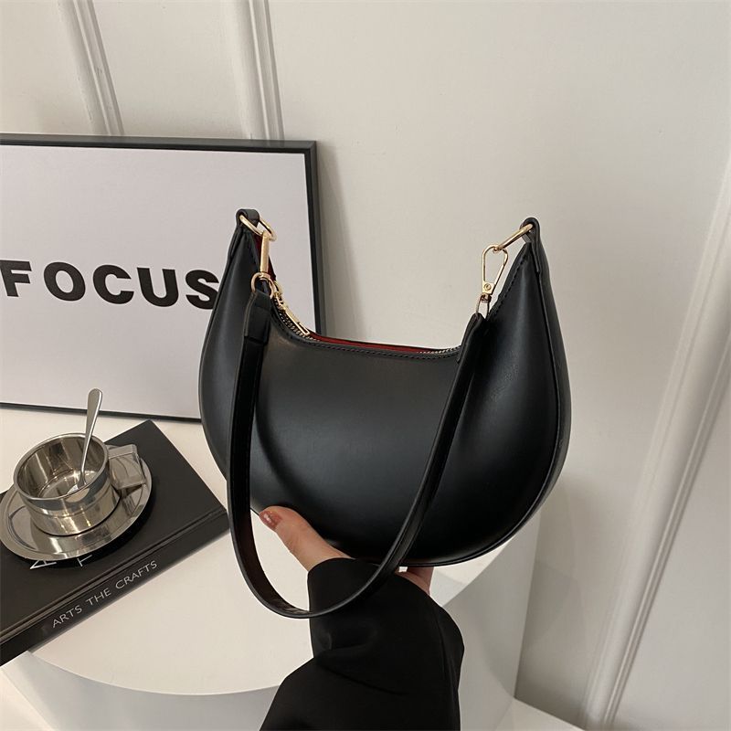 The Noura - Crescent Textured Shoulder Bag