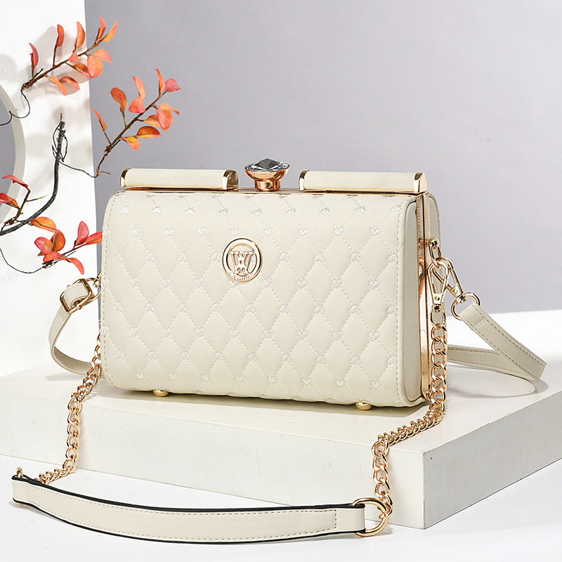 The Laleh - Diamond Quilted Shoulder Bag