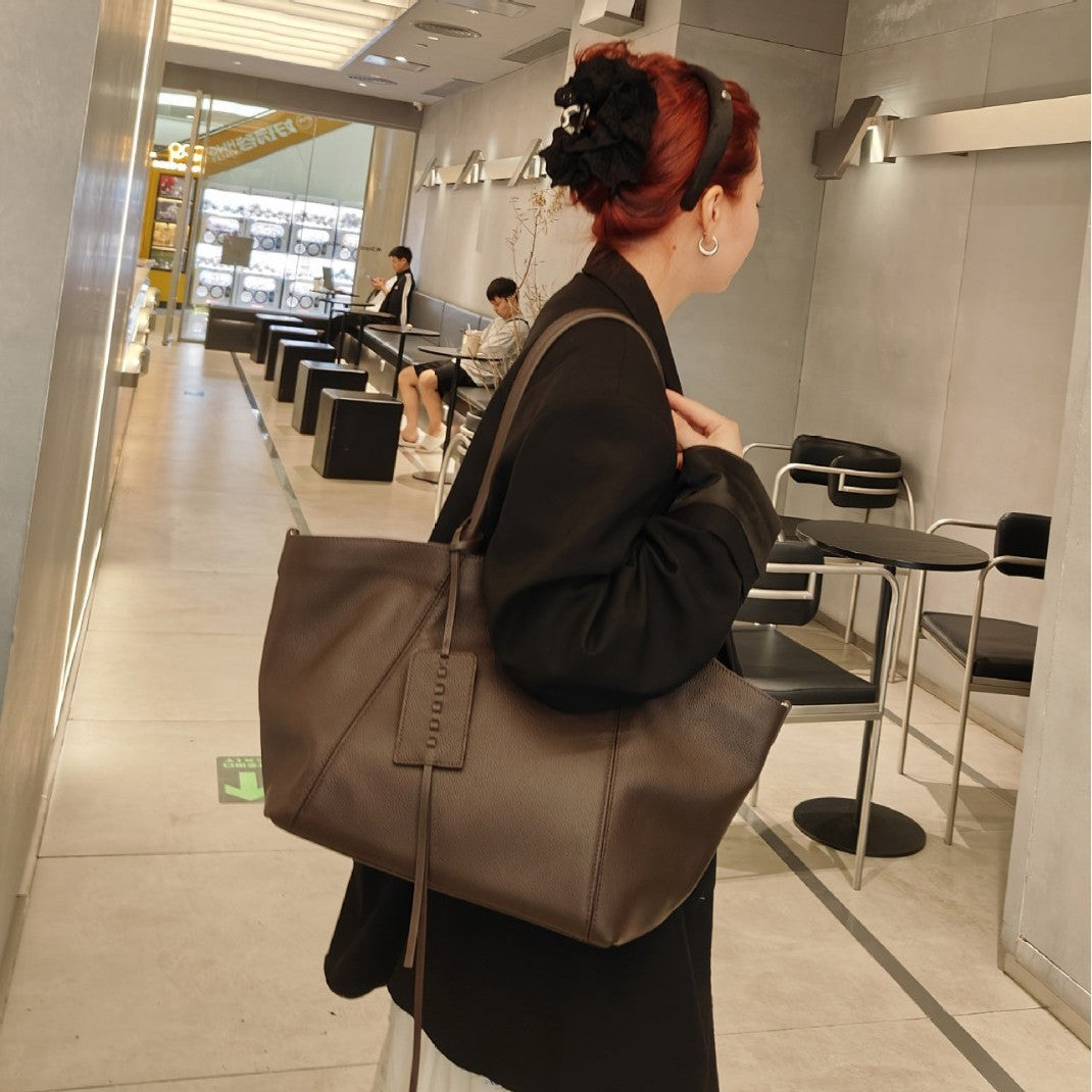 The Hessa - Genuine Leather Crossbody Bag