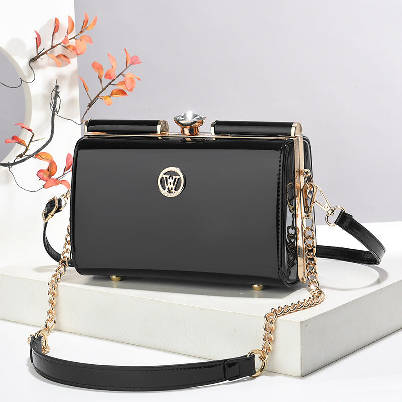 The Laleh - Diamond Quilted Shoulder Bag