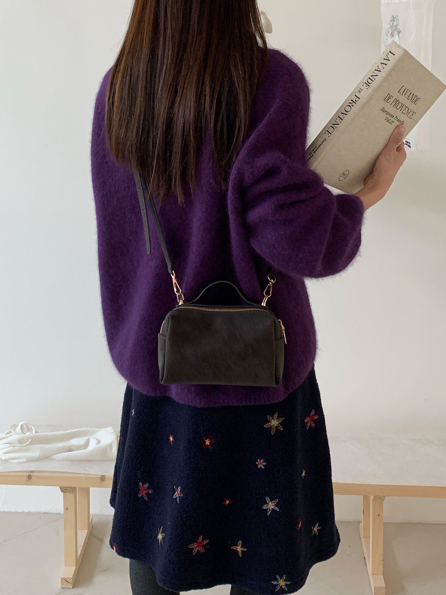 The Lara - Retro Small Square Crossbody